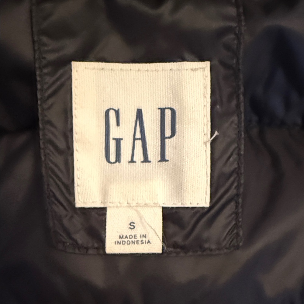 GAP Women's Dark Blue Puffer Coat - Picture 2 of 3
